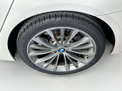 Used 2023 BMW 530i w/ Convenience Package image 11