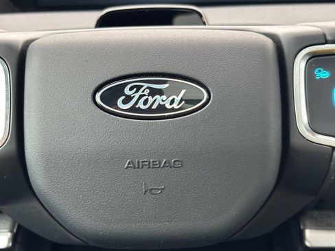 Used 2025 Ford Expedition Tremor image 21