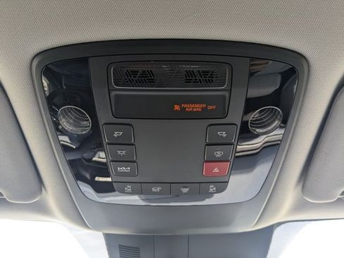 New 2026 Kia Carnival EX FWD image 24