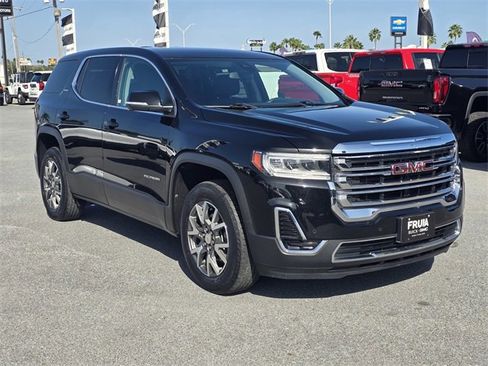 Used 2022 GMC Acadia SLE image 3