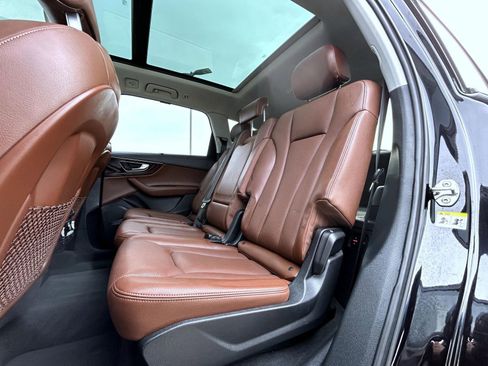 Used 2018 Audi Q7 3.0T Prestige w/ Prestige Package image 20