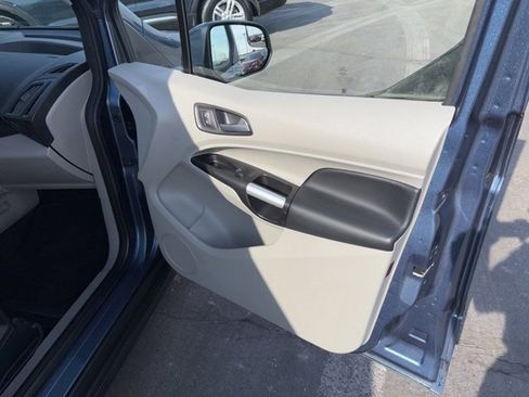 Used 2020 Ford Transit Connect Titanium w/ Trailer Tow Package image 6