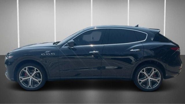 Used 2023 Maserati Levante GT AWD/4WD image 5