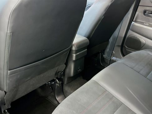 Used 2025 Mitsubishi Outlander Sport SE image 27