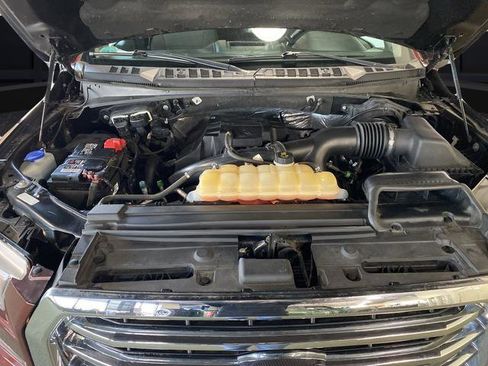 Used 2017 Ford F150 XLT w/ Equipment Group 302A Luxury image 39