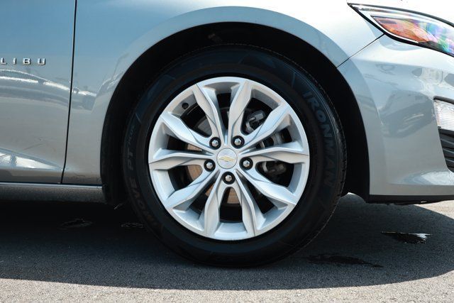 Used 2025 Chevrolet Malibu LT FWD image 5