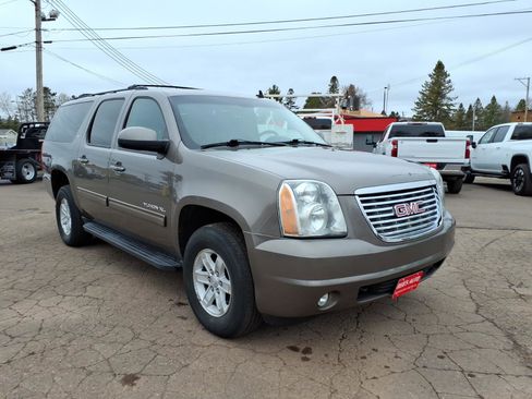 Used 2013 GMC Yukon XL SLT image 8