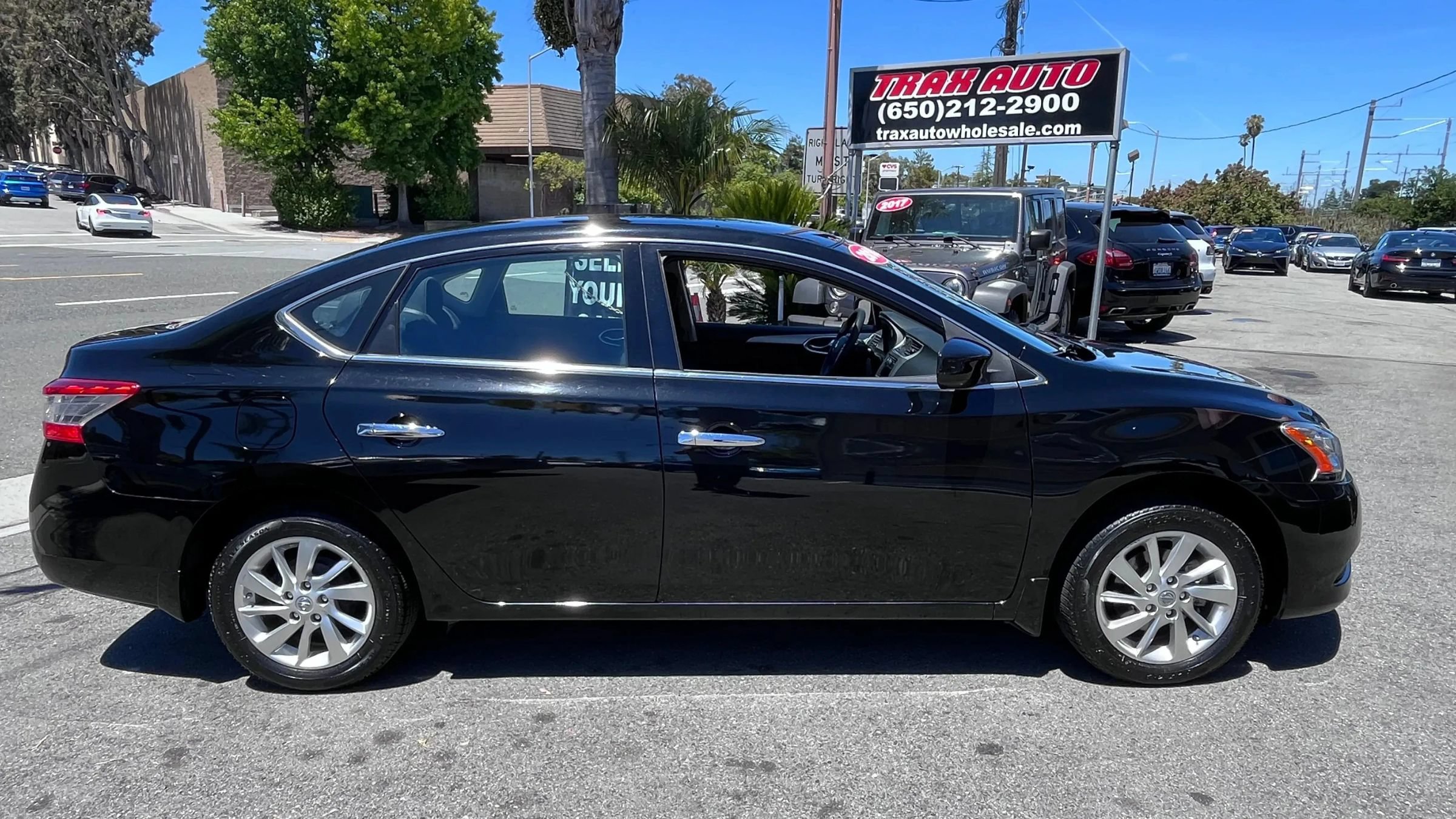 Used 2014 Nissan Sentra SV FWD image 8
