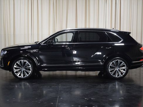 New 2024 Bentley Bentayga Extended Wheelbase image 11