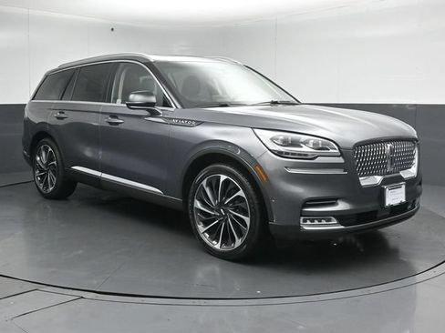 Certified 2022 Lincoln Aviator Reserve w/ Equipment Group 201A AWD/4WD image 1