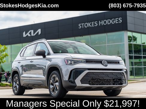 Used 2025 Volkswagen Taos S FWD image 1