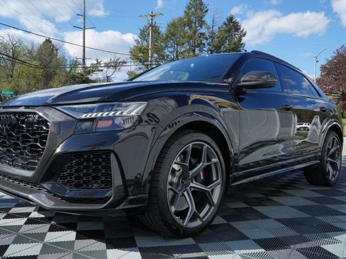 Used 2023 Audi RS Q8 AWD/4WD image 13