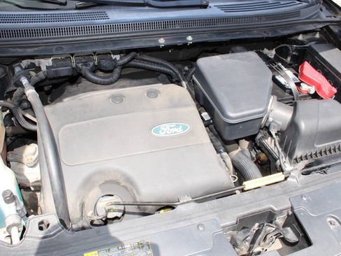 Used 2013 Ford Edge Limited FWD image 25