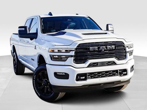 New 2026 RAM 2500 Laramie AWD/4WD image 2