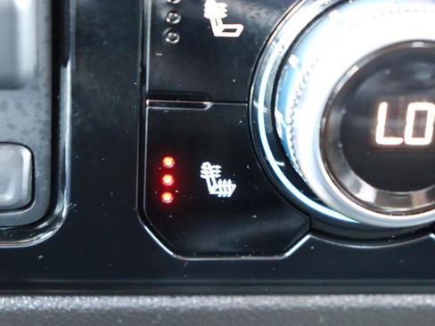 Used 2025 GMC Sierra 1500 SLT image 37