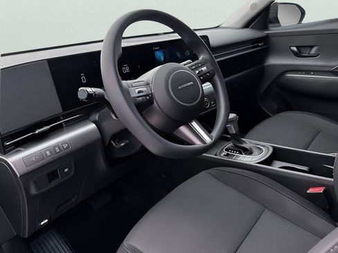 Used 2026 Hyundai Kona SE image 14