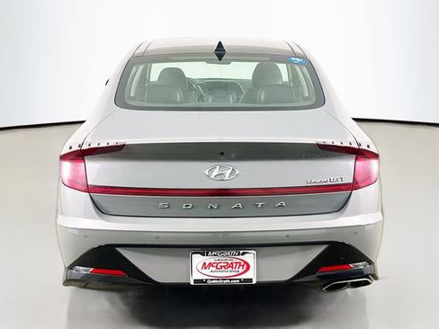 Used 2022 Hyundai Sonata Limited FWD image 19