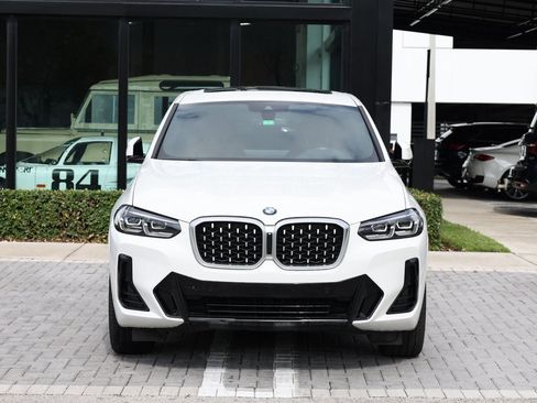 Used 2023 BMW X4 xDrive30i w/ M Sport Package image 3