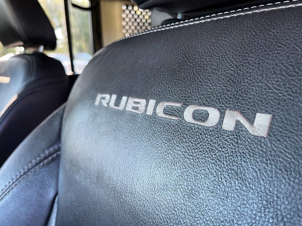 Used 2015 Jeep Wrangler Unlimited Rubicon AWD/4WD image 28