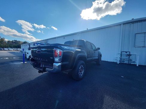 Used 2023 Toyota Tacoma TRD Off-Road image 5