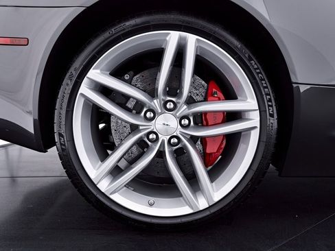 Used 2014 Aston Martin DB9 Coupe RWD image 40