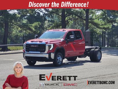 New 2026 GMC Sierra 3500 Pro w/ Convenience Package