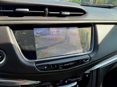 Used 2017 Cadillac XT5 Luxury FWD image 17