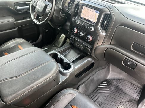 Used 2023 GMC Sierra 3500 AT4 w/ AT4 Preferred Package AWD/4WD image 17