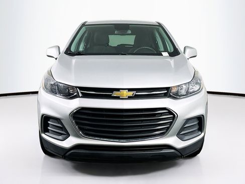 Used 2020 Chevrolet Trax LS w/ Tint and Cruise Package image 2