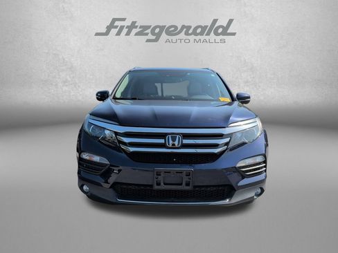 Used 2017 Honda Pilot Elite image 2