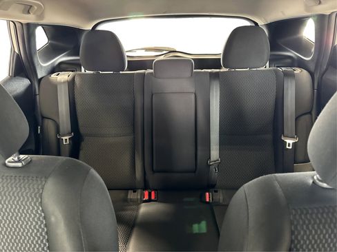 Used 2021 Nissan Rogue Sport S image 18