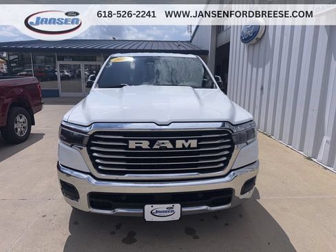 Used 2025 RAM 1500 Laramie AWD/4WD image 2