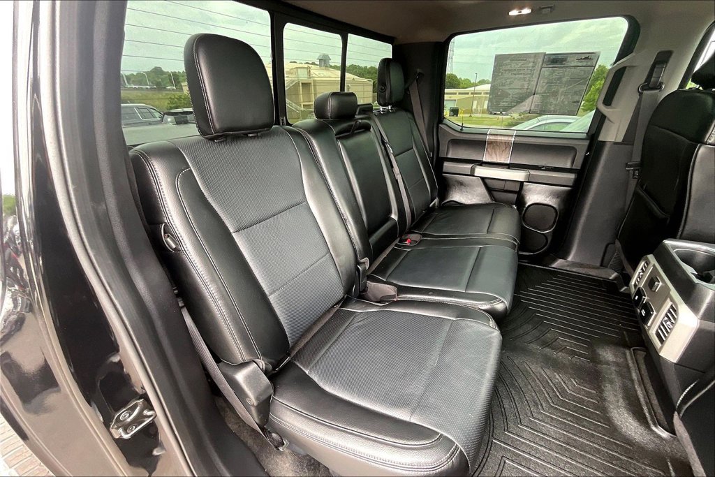 Used 2017 Ford F250 Lariat w/ Lariat Ultimate Package AWD/4WD image 23