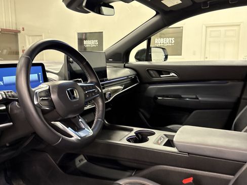 Used 2025 Honda Prologue Elite image 6