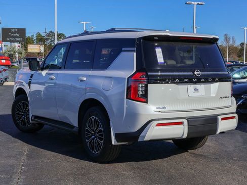 New 2026 Nissan Armada Platinum image 2