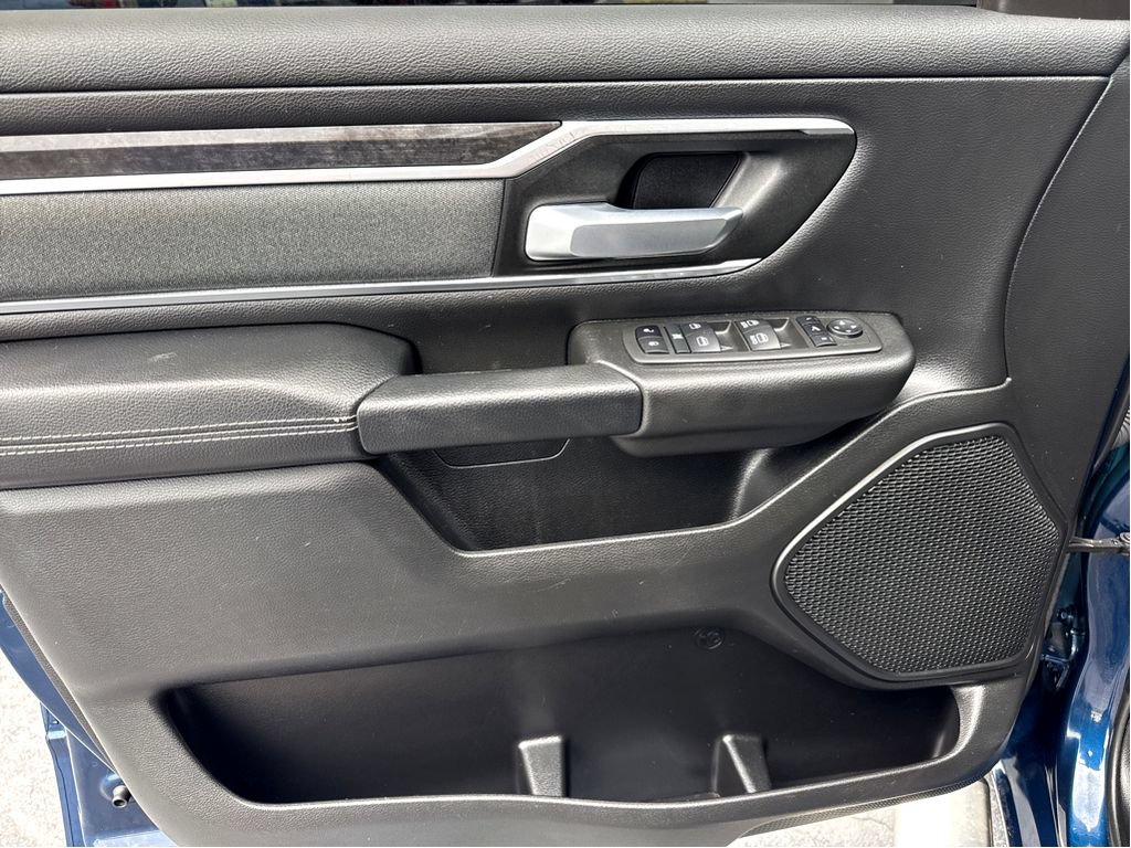 Used 2022 RAM 1500 Big Horn AWD/4WD image 11