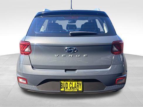 New 2026 Hyundai Venue SEL FWD image 4