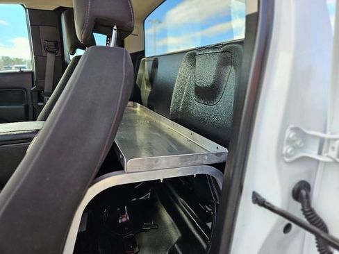 Used 2022 Chevrolet Colorado LT w/ Fleet Safety Package image 28