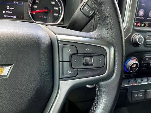 Used 2022 Chevrolet Silverado 1500 LT image 13