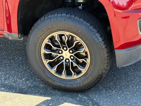 Used 2020 Chevrolet Colorado Z71 RWD image 9