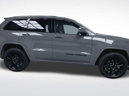 Used 2021 Jeep Grand Cherokee Laredo X AWD/4WD image 24
