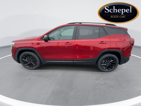 Certified 2023 GMC Terrain SLE w/ Driver Convenience Package image 5