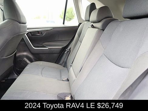 Used 2024 Toyota RAV4 LE image 18