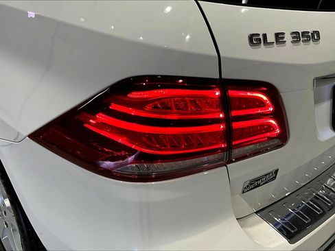 Used 2018 Mercedes-Benz GLE 350 4MATIC image 22