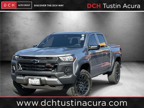 Used 2024 Chevrolet Colorado Trail Boss w/ Technology Package image 1