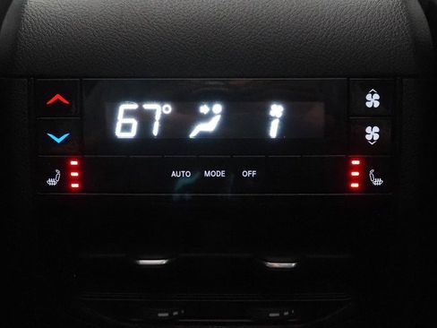 Used 2022 Jeep Grand Cherokee L Limited image 27