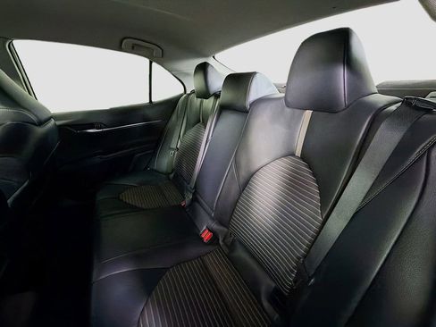 Used 2021 Toyota Camry SE image 20