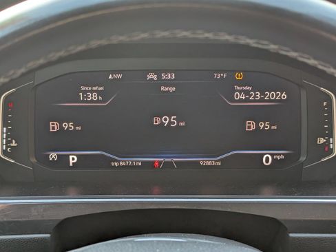 Used 2021 Volkswagen Tiguan SEL FWD image 25