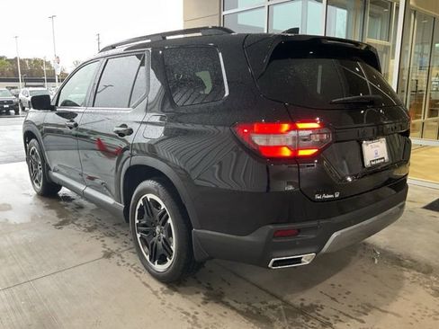 New 2026 Honda Pilot Touring image 23