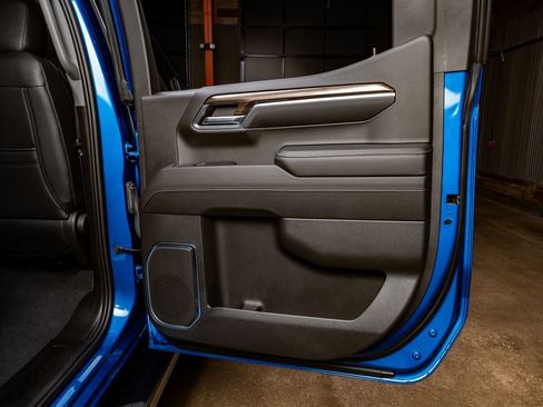 Used 2023 Chevrolet Silverado 1500 RST image 39